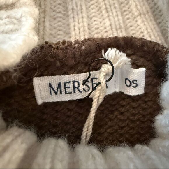 Mersea Lisbon Traveler - Picture 5 of 7